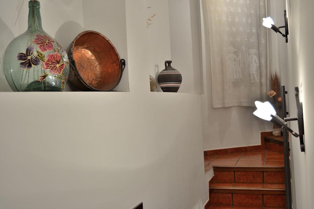 La Casa De Las Parrillas Guest House Canamares Room photo